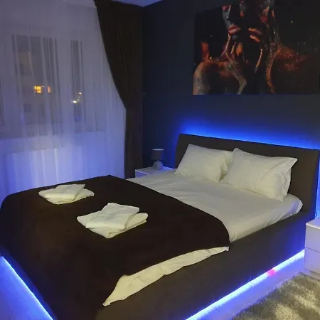 Luxurious Landing * 布拉索夫