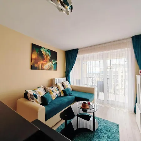 Luxurious Landing 布拉索夫
