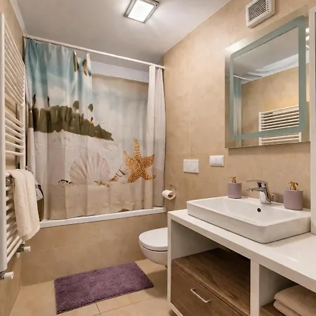 Luxurious Landing